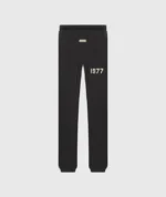 Essentials Elasticized Cuffs 1977 Jogginghose (1)